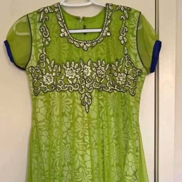 Green and blue Anarkali style 3 pcs suit - Picture 2 of 3